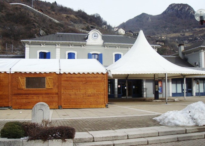 Tente chalet - Gare de Moûtiers
