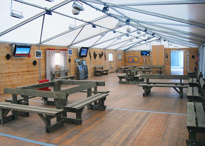 Tente chalet - Gare de Moûtiers
