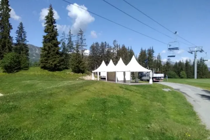 Tentes Garden avec plancher à Méribel